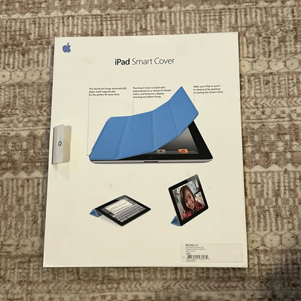 Used in box Apple ipad smart cover dark gray color